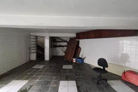 Casa à venda com 7 quartos, 310m² em Liberdade, São Paulo