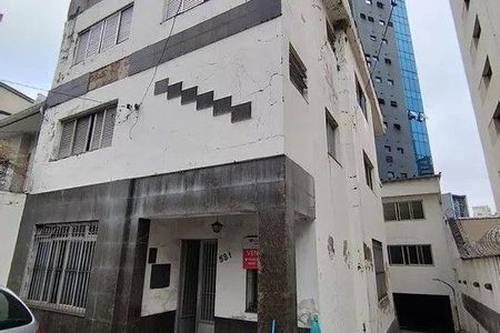 Casa à venda com 310m², 7 quartos e 5 vagas