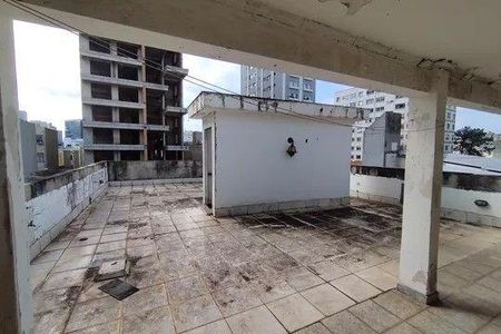 Casa à venda com 7 quartos, 310m² em Liberdade, São Paulo