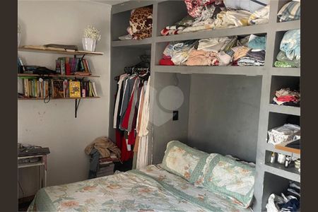 Casa à venda com 14 quartos, 450m² em Vila Ipojuca, São Paulo