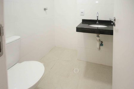 Studio para alugar com 30m², 1 quarto e sem vaga Studio para alugar com 30m², 1 quarto e sem vagaBanheiro