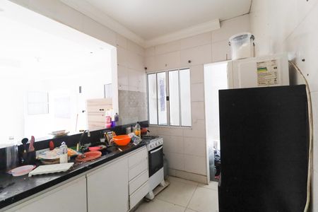 Casa para alugar com 50m², 3 quartos e sem vaga