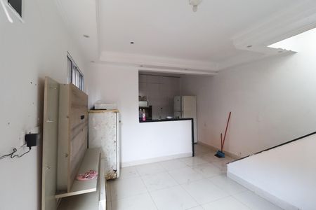 Casa para alugar com 50m², 3 quartos e sem vaga