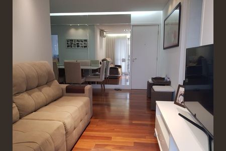 Apartamento à venda com 67m², 2 quartos e 1 vaga