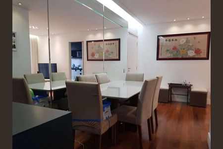 Apartamento à venda com 67m², 2 quartos e 1 vaga