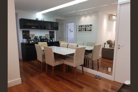 Apartamento à venda com 67m², 2 quartos e 1 vaga