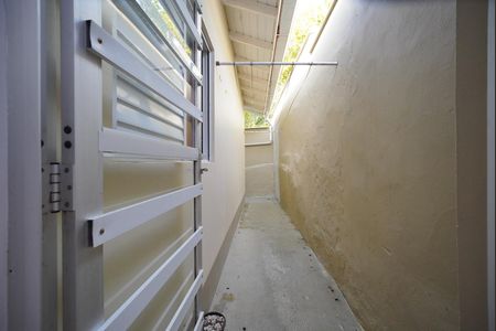 Casa para alugar com 70m², 3 quartos e 1 vagaÁrea de Serviço