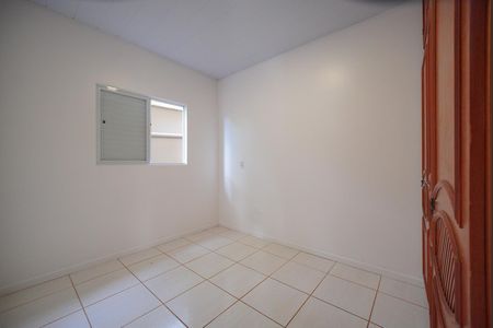 Casa para alugar com 70m², 3 quartos e 1 vagaQuarto 2