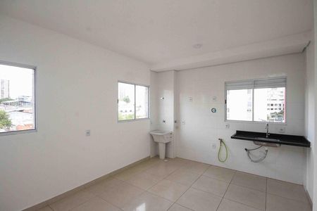 Sala e Cozinha de apartamento para alugar com 2 quartos, 34m² em Chácara Califórnia, São Paulo