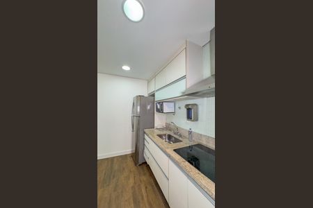 Studio para alugar com 38m², 1 quarto e 1 vaga Studio para alugar com 38m², 1 quarto e 1 vagaCozinha