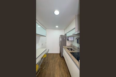 Studio para alugar com 38m², 1 quarto e 1 vaga Studio para alugar com 38m², 1 quarto e 1 vagaCozinha