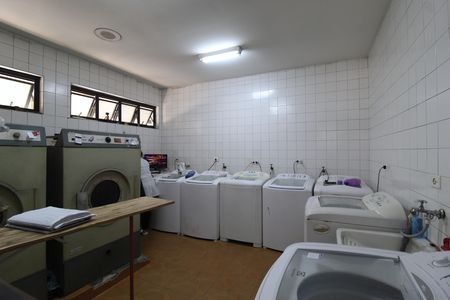 Apartamento à venda com 57m², 1 quarto e 1 vagaÁrea Comum - Lavanderia