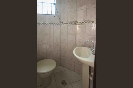 Casa para alugar com 70m², 2 quartos e 3 vagas Casa para alugar com 70m², 2 quartos e 3 vagasLavabo