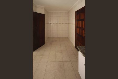 Casa para alugar com 70m², 2 quartos e 3 vagas Casa para alugar com 70m², 2 quartos e 3 vagasCozinha
