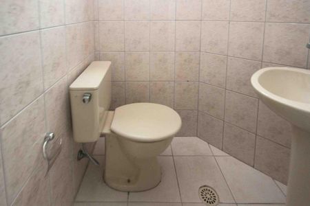 Casa para alugar com 70m², 2 quartos e 3 vagas Casa para alugar com 70m², 2 quartos e 3 vagasLavabo