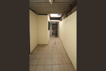 Casa para alugar com 70m², 2 quartos e 3 vagas Casa para alugar com 70m², 2 quartos e 3 vagasÁrea de Serviço