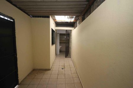 Casa para alugar com 70m², 2 quartos e 3 vagas Casa para alugar com 70m², 2 quartos e 3 vagasÁrea de Serviço