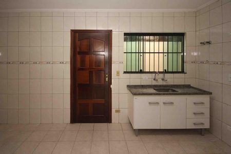 Casa para alugar com 70m², 2 quartos e 3 vagas Casa para alugar com 70m², 2 quartos e 3 vagasCozinha