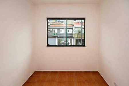 Casa para alugar com 70m², 2 quartos e 3 vagas Casa para alugar com 70m², 2 quartos e 3 vagasQuarto