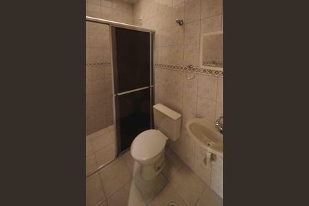 Casa para alugar com 70m², 2 quartos e 3 vagas Casa para alugar com 70m², 2 quartos e 3 vagasBanheiro