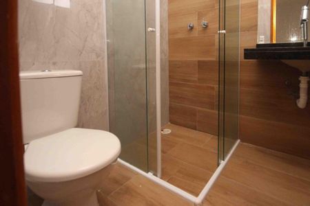 Casa para alugar com 116m², 3 quartos e 4 vagasBanheiro da suite 03