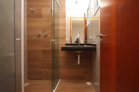Casa para alugar com 116m², 3 quartos e 4 vagasBanheiro da suite 03