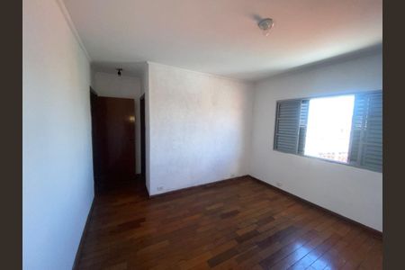 Casa à venda com 130m², 3 quartos e 4 vagas Casa à venda com 130m², 3 quartos e 4 vagasQuarto 2
