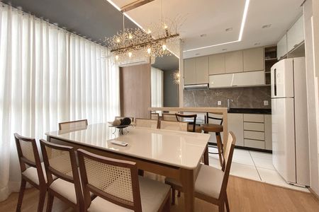 Apartamento à venda com 54m², 2 quartos e 2 vagasSala de jantar