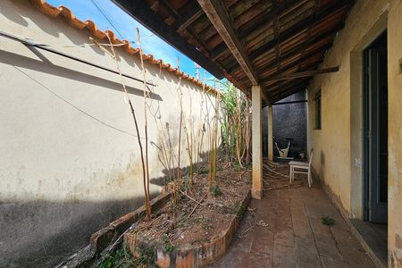 Casa à venda com 64m², 2 quartos e 1 vaga