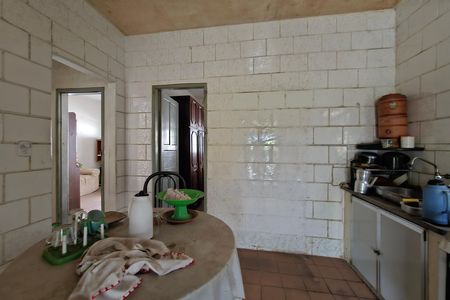 Casa à venda com 64m², 2 quartos e 1 vaga