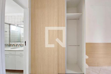 Apartamento para alugar com 126m², 3 quartos e 2 vagas Apartamento para alugar com 126m², 3 quartos e 2 vagasQuarto