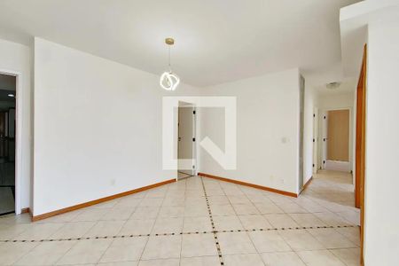 Apartamento para alugar com 126m², 3 quartos e 2 vagas Apartamento para alugar com 126m², 3 quartos e 2 vagasSala