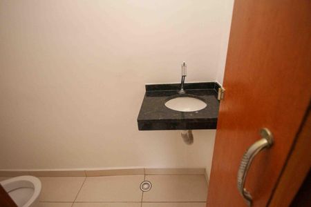 Casa para alugar com 68m², 2 quartos e 2 vagas Casa para alugar com 68m², 2 quartos e 2 vagasLavabo