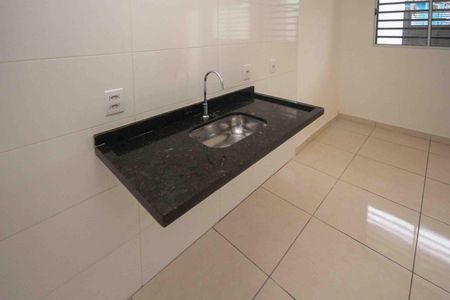 Casa para alugar com 68m², 2 quartos e 2 vagas Casa para alugar com 68m², 2 quartos e 2 vagasCozinha