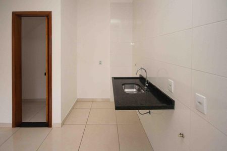 Casa para alugar com 68m², 2 quartos e 2 vagas Casa para alugar com 68m², 2 quartos e 2 vagasCozinha