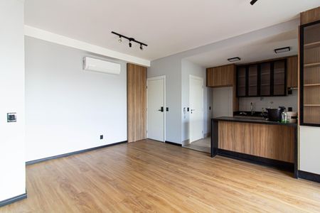 Apartamento à venda com 105m², 2 quartos e 2 vagas Apartamento à venda com 105m², 2 quartos e 2 vagasSala