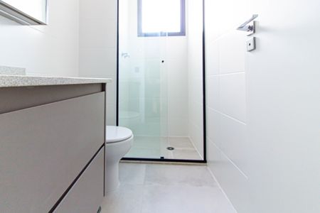 Apartamento à venda com 105m², 2 quartos e 2 vagas Apartamento à venda com 105m², 2 quartos e 2 vagasBanheiro da Suíte 1