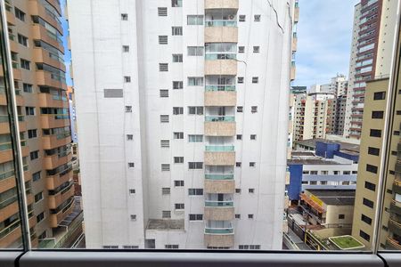 Apartamento para alugar com 45m², 1 quarto e 1 vagaVaranda