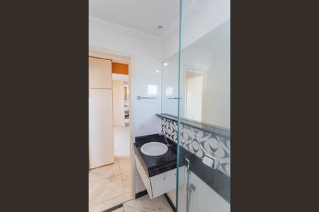 Apartamento à venda com 55m², 2 quartos e 1 vaga Apartamento à venda com 55m², 2 quartos e 1 vagaBanheiro Social