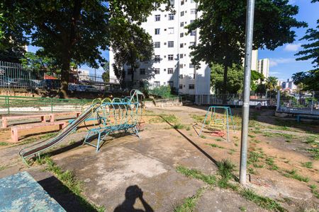 Apartamento à venda com 55m², 2 quartos e 1 vaga Apartamento à venda com 55m², 2 quartos e 1 vagaÁrea comum - Playground
