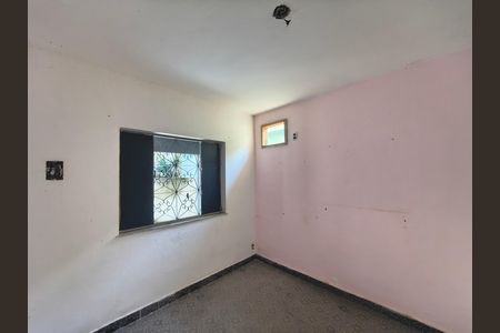 Casa para alugar com 100m², 4 quartos e sem vaga Casa para alugar com 100m², 4 quartos e sem vagaQuarto