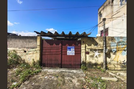 Casa para alugar com 100m², 4 quartos e sem vaga Casa para alugar com 100m², 4 quartos e sem vagaFachada