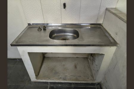 Casa para alugar com 100m², 4 quartos e sem vaga Casa para alugar com 100m², 4 quartos e sem vagaÁrea externa
