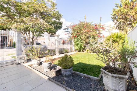 Casa à venda com 270m², 4 quartos e 5 vagas Casa à venda com 270m², 4 quartos e 5 vagasJardim