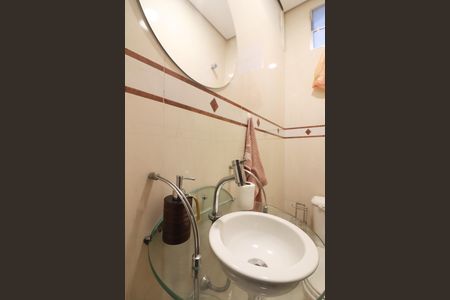 Casa à venda com 147m², 2 quartos e 3 vagasLavabo