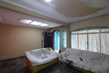 Casa à venda com 147m², 2 quartos e 3 vagasSala 