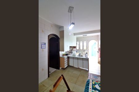 Casa à venda com 147m², 2 quartos e 3 vagasCozinha 