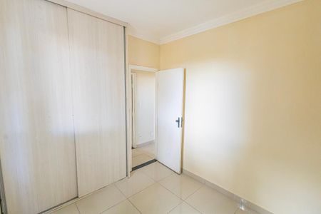 Quarto 2 de apartamento para alugar com 2 quartos, 55m² em Jardim Atlântico, Belo Horizonte