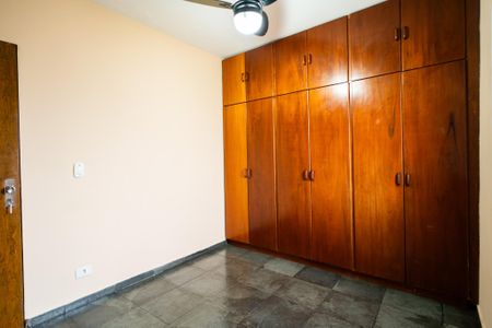 Apartamento para alugar com 68m², 2 quartos e 1 vagaQuarto 1