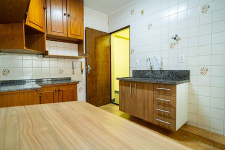 Apartamento para alugar com 68m², 2 quartos e 1 vagaCozinha